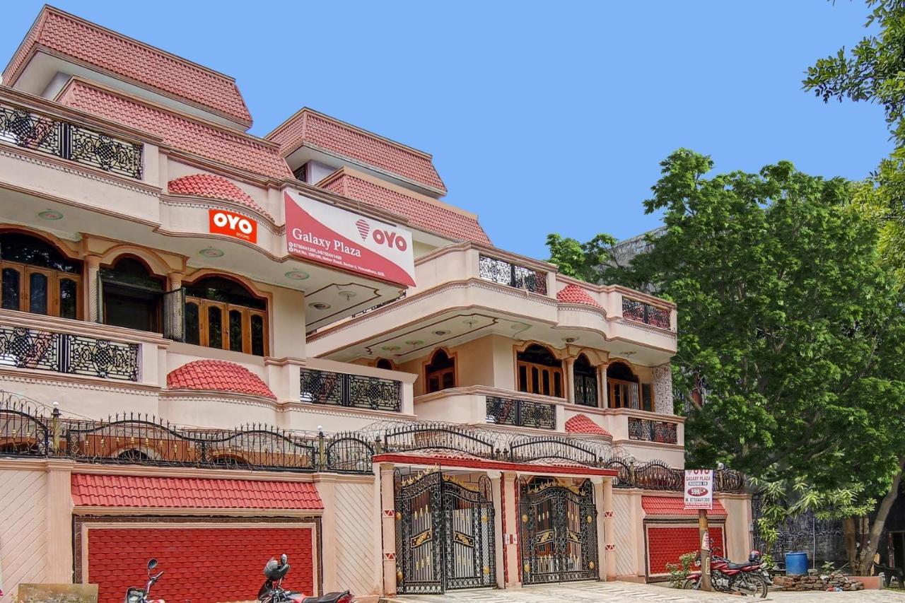 Hôtel Oyo Galaxy Plaza à Ghaziabad Extérieur photo